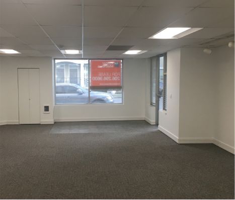 500 Aloha St, Seattle, WA 98109